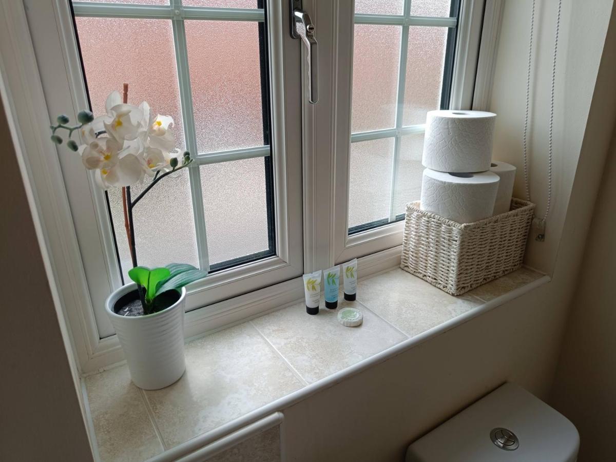 3 Bedroom Townhouse Near Bicester Village Extérieur photo